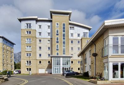 6/4 Pilrig Heights, Edinburgh, EH6 5BF