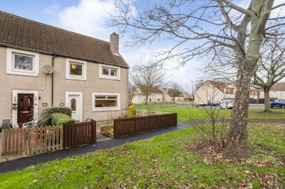 56 Carberry Court, Whitecraig, Musselburgh,  East Lothian, EH21 8PJ