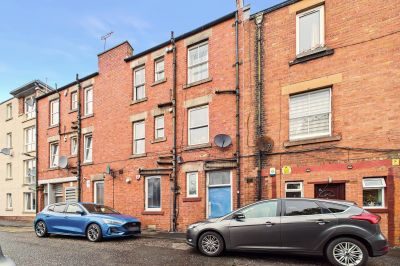 22 (1F2)  Trafalgar Lane, Leith, Edinburgh, EH6 4DJ