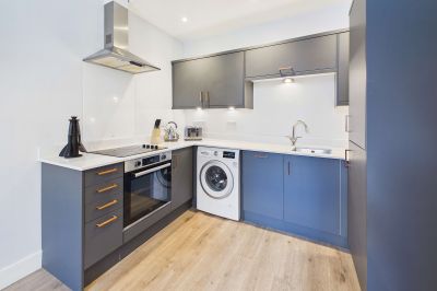 5/6 Gibson Terrace, Fountainbridge, Edinburgh, EH11 1AU