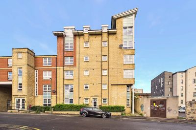 5B, 10 Loaning Road, Restalrig, Edinburgh EH7 6JE
