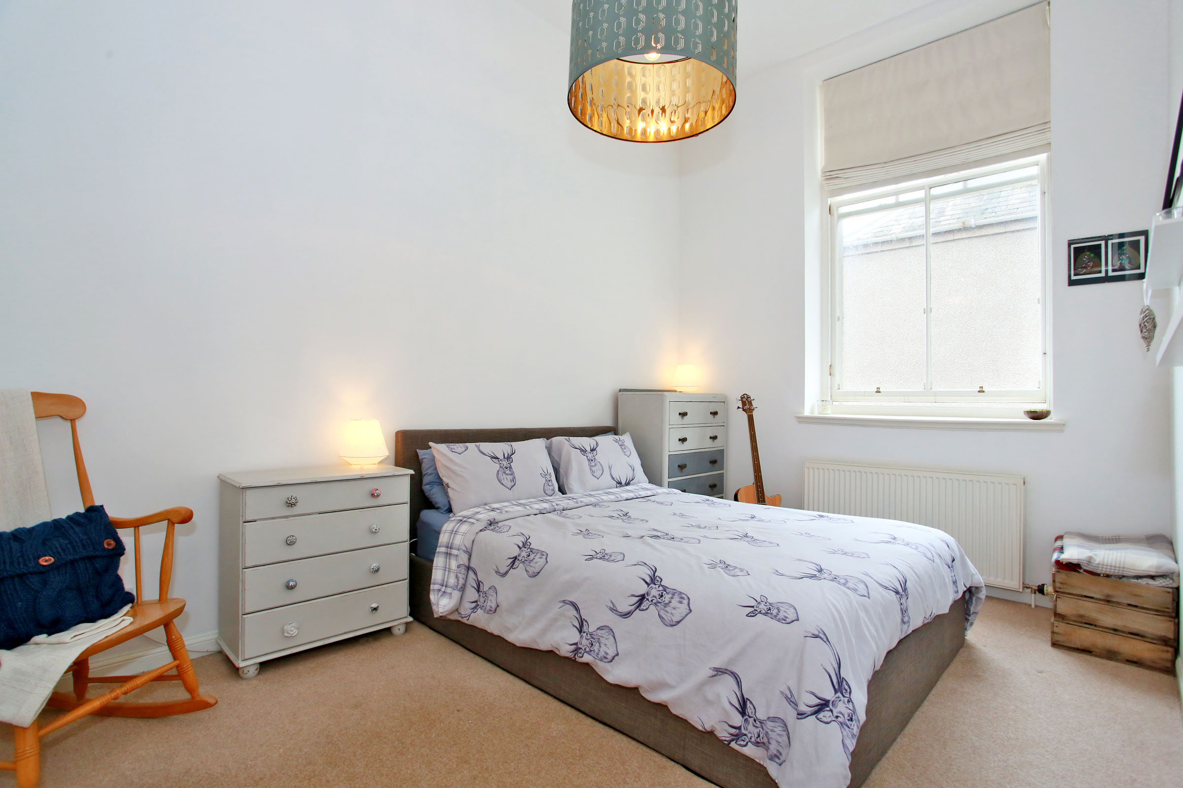 Property details for 28G, Crown Street, Aberdeen, AB11 6AY Peterkins