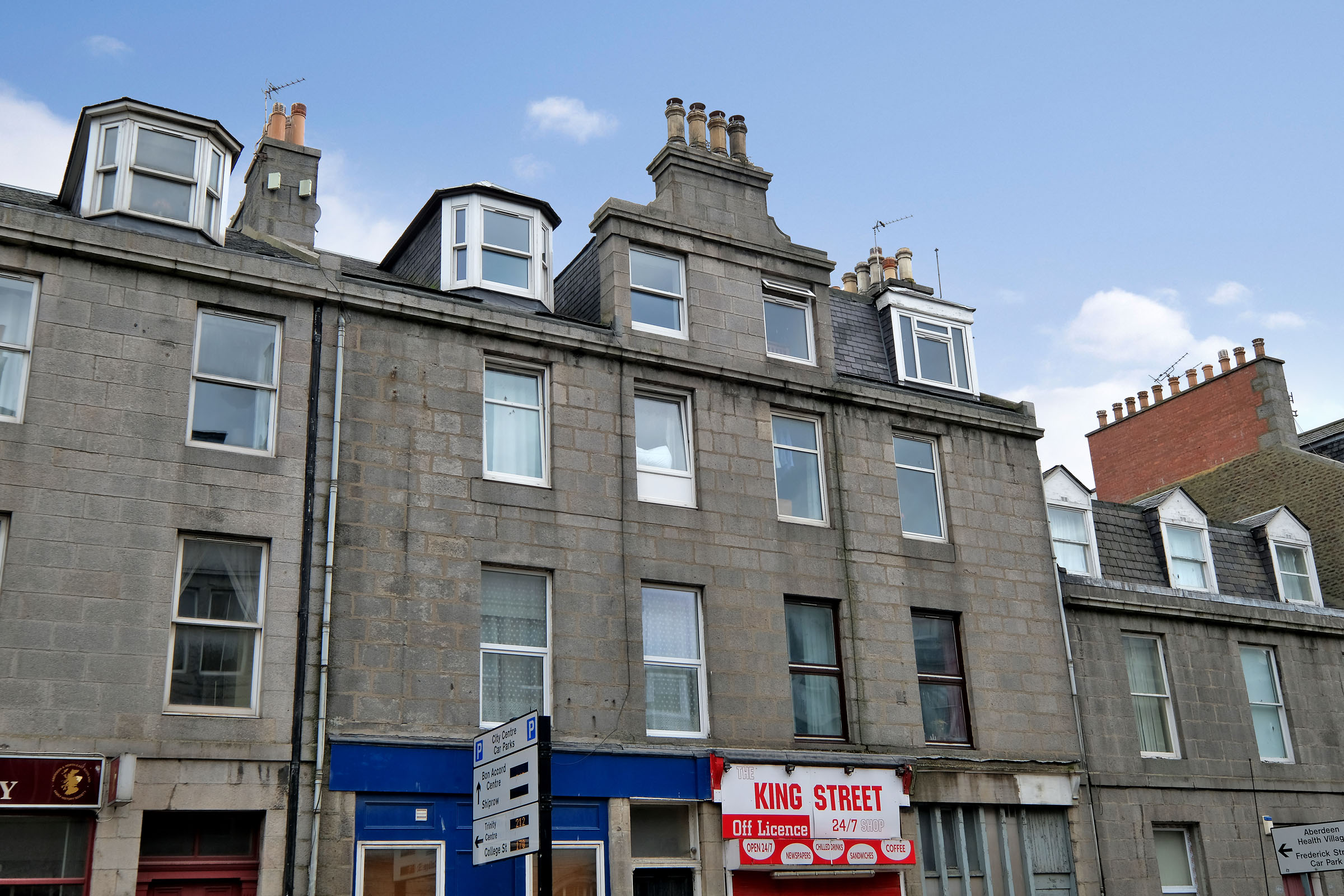 Property details for 150F, King Street, Aberdeen, AB24 5BD Peterkins