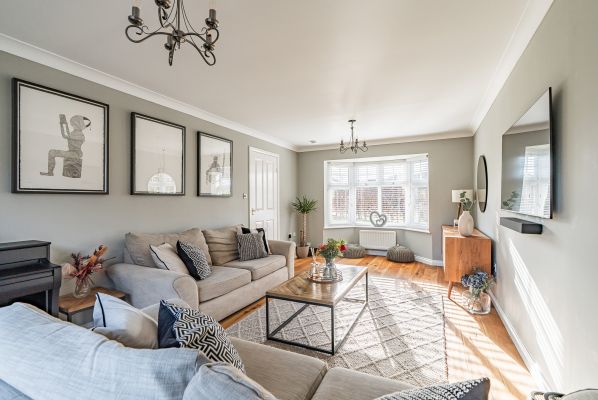 59 Gogarloch Haugh, Edinburgh, EH12  9JG - Image 2