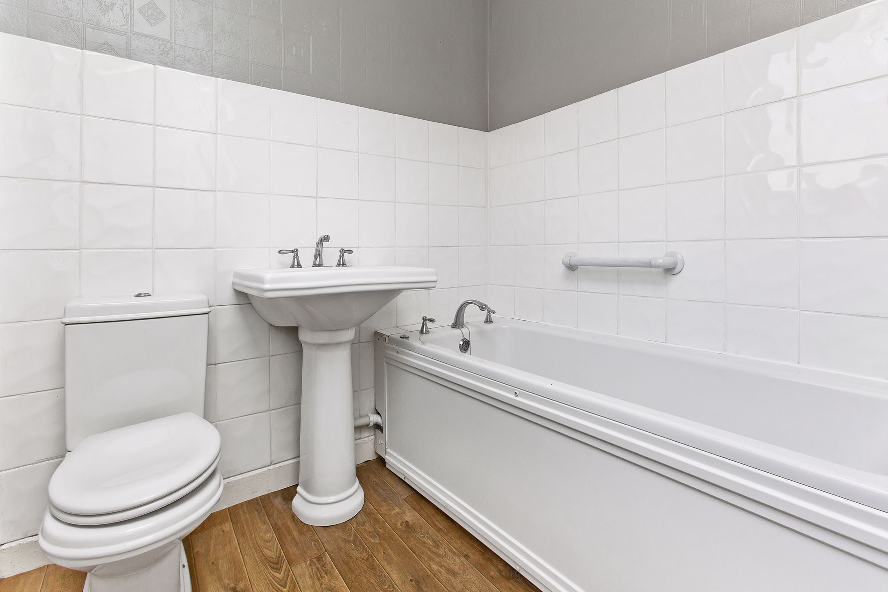 Property Detail Garden Stirling