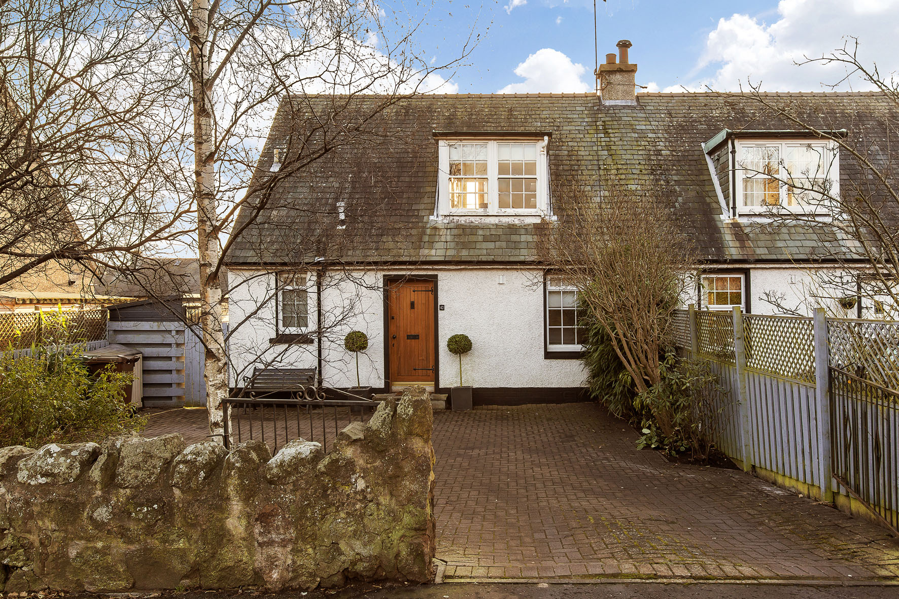 Property Detail Garden Stirling