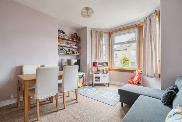 13 Hunter Terrace, Loanhead, EH20 9SJ - Image 3