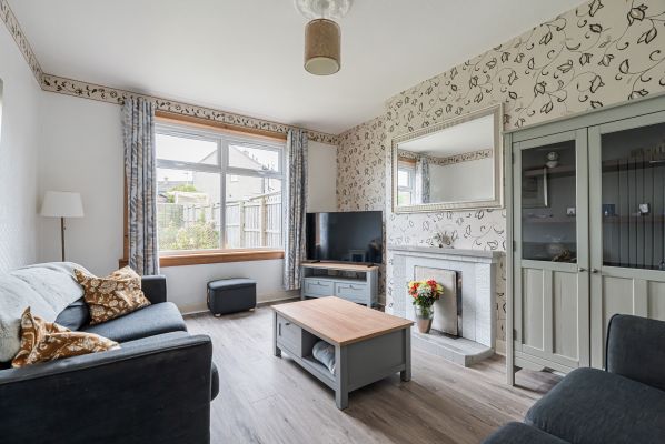 13 Hunter Terrace, Loanhead, EH20 9SJ - Image 2