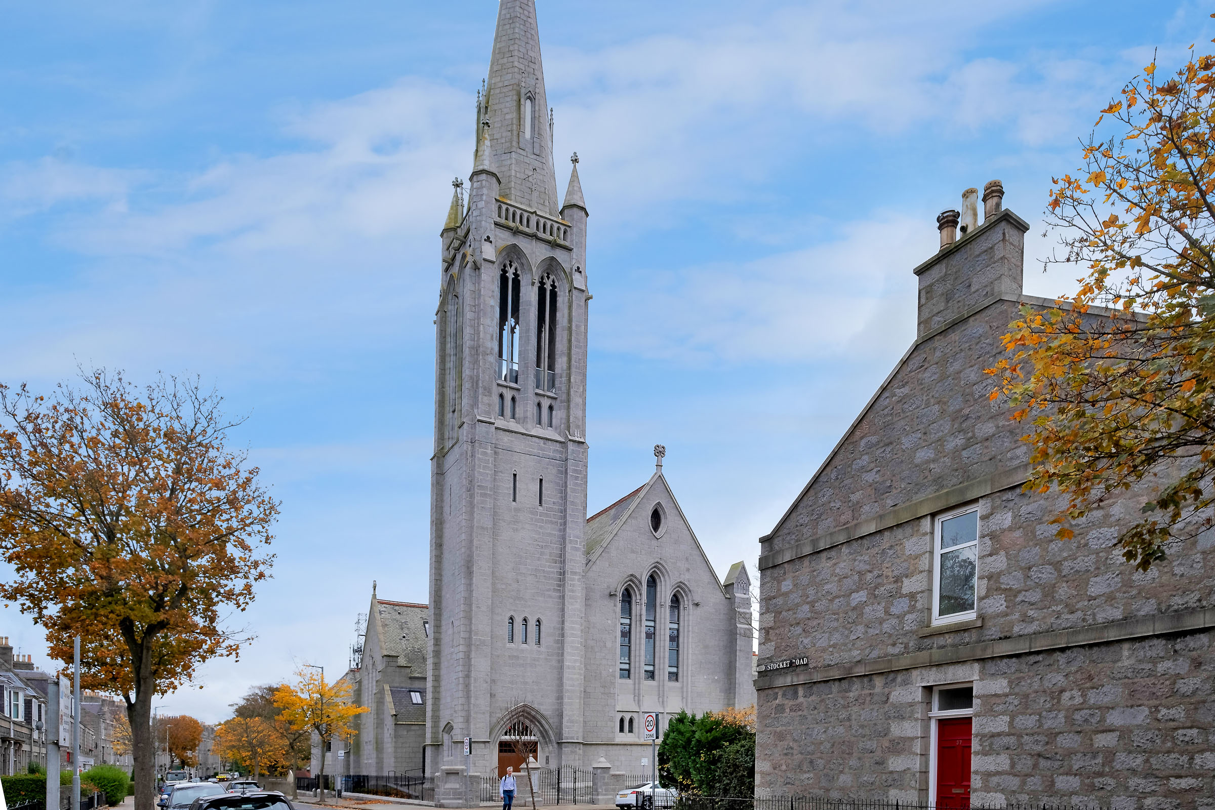 Property details for 58 Beechgrove Avenue, Aberdeen, AB15 5EJ Peterkins