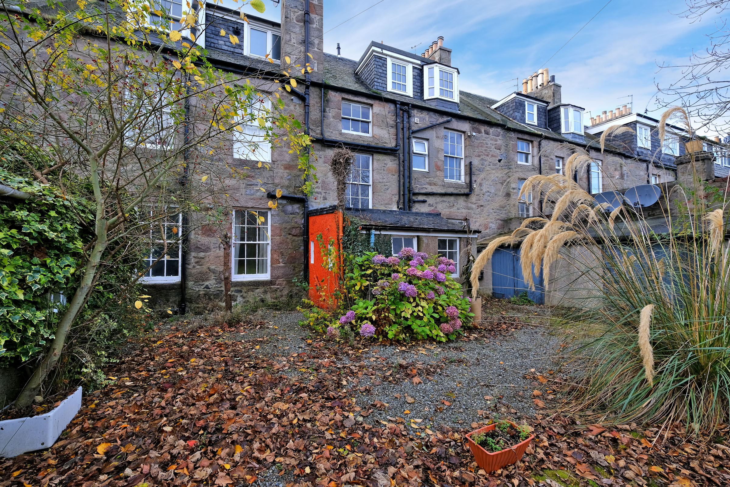 Property details for Ground Floor Right 37, Victoria Street, Aberdeen