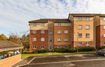 1 Burnvale Place, Livingston