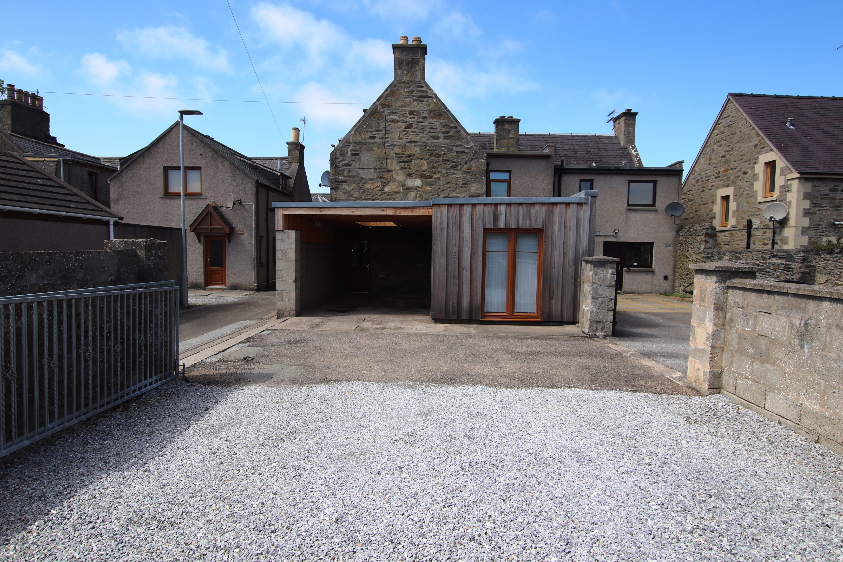 Property details for 29 Moss Street, Keith, AB55 5HH Peterkins