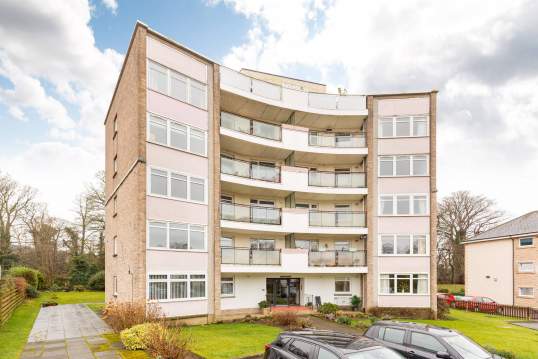 5 Woodlands Court, 44 Barnton Park Avenue, Edinburgh, EH4 6EY