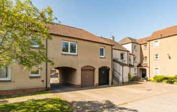 296 South Gyle Mains, Edinburgh