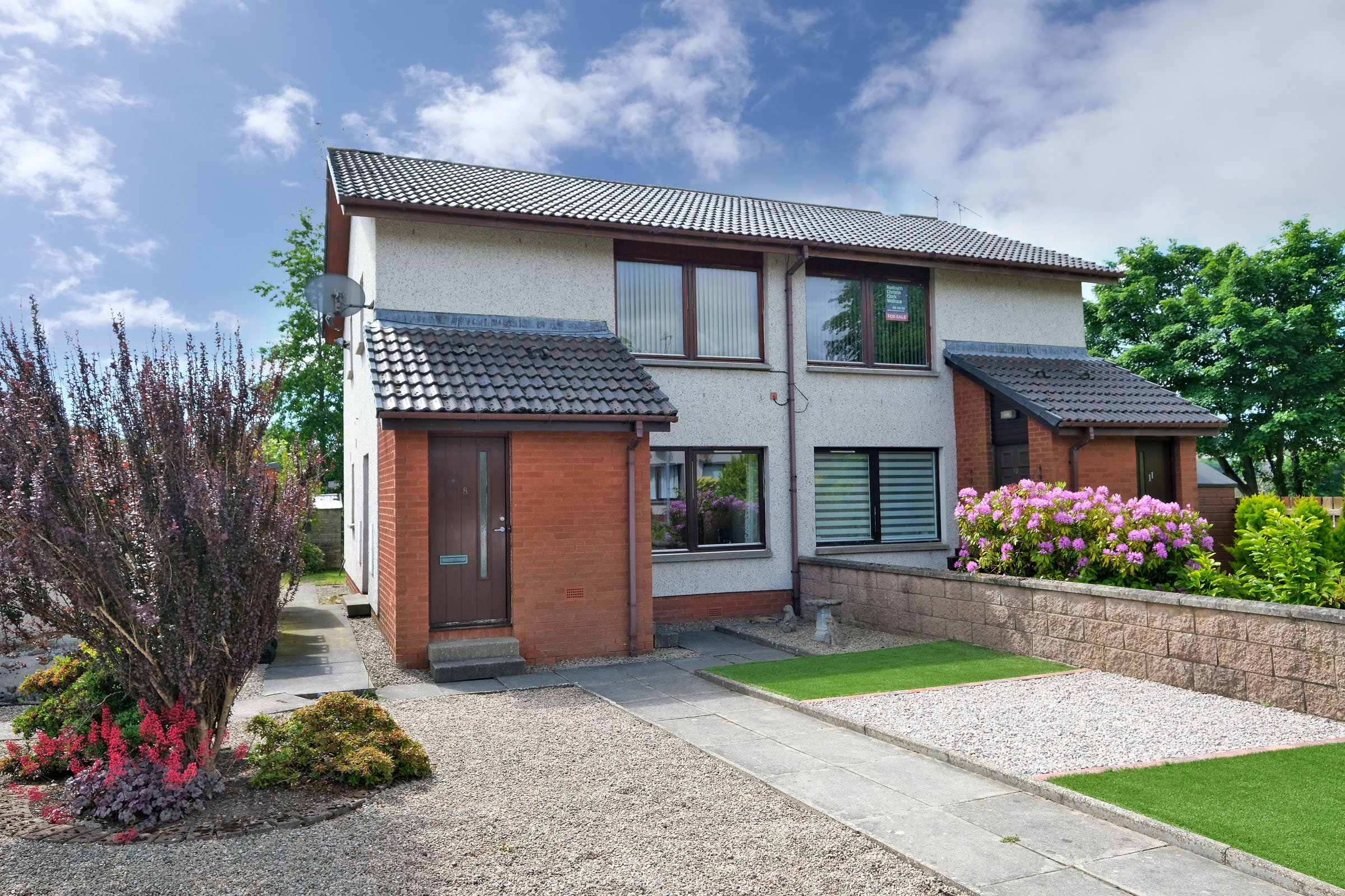 Property details for 9 Laurel Gardens, Danestone, Aberdeen, AB22 8YY