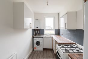 23/3 Ferry Road Avenue, Edinburgh, EH4 4BE - Image 4