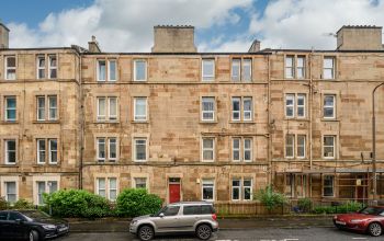 38/15 Caledonian Crescent, Edinburgh