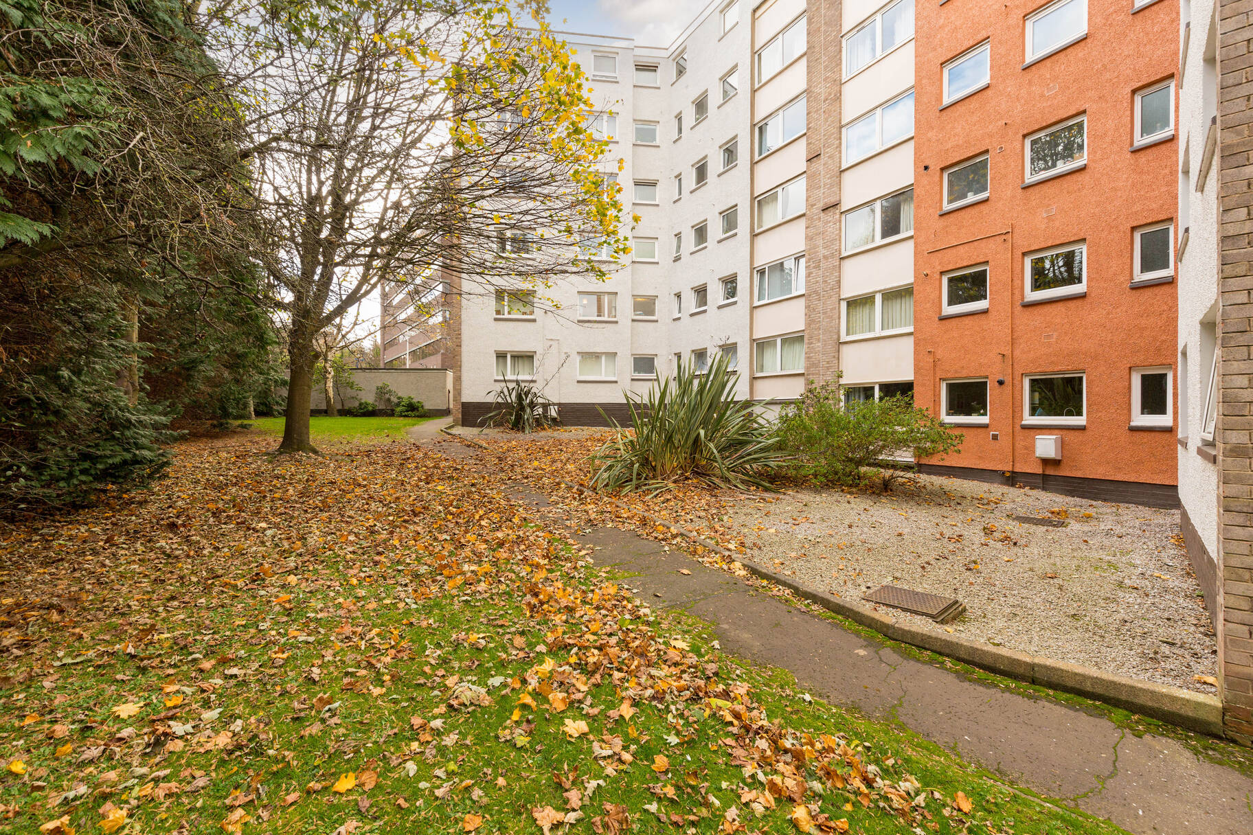 Flat 16, 4 Orchard Brae Avenue, Edinburgh, EH4 2HW