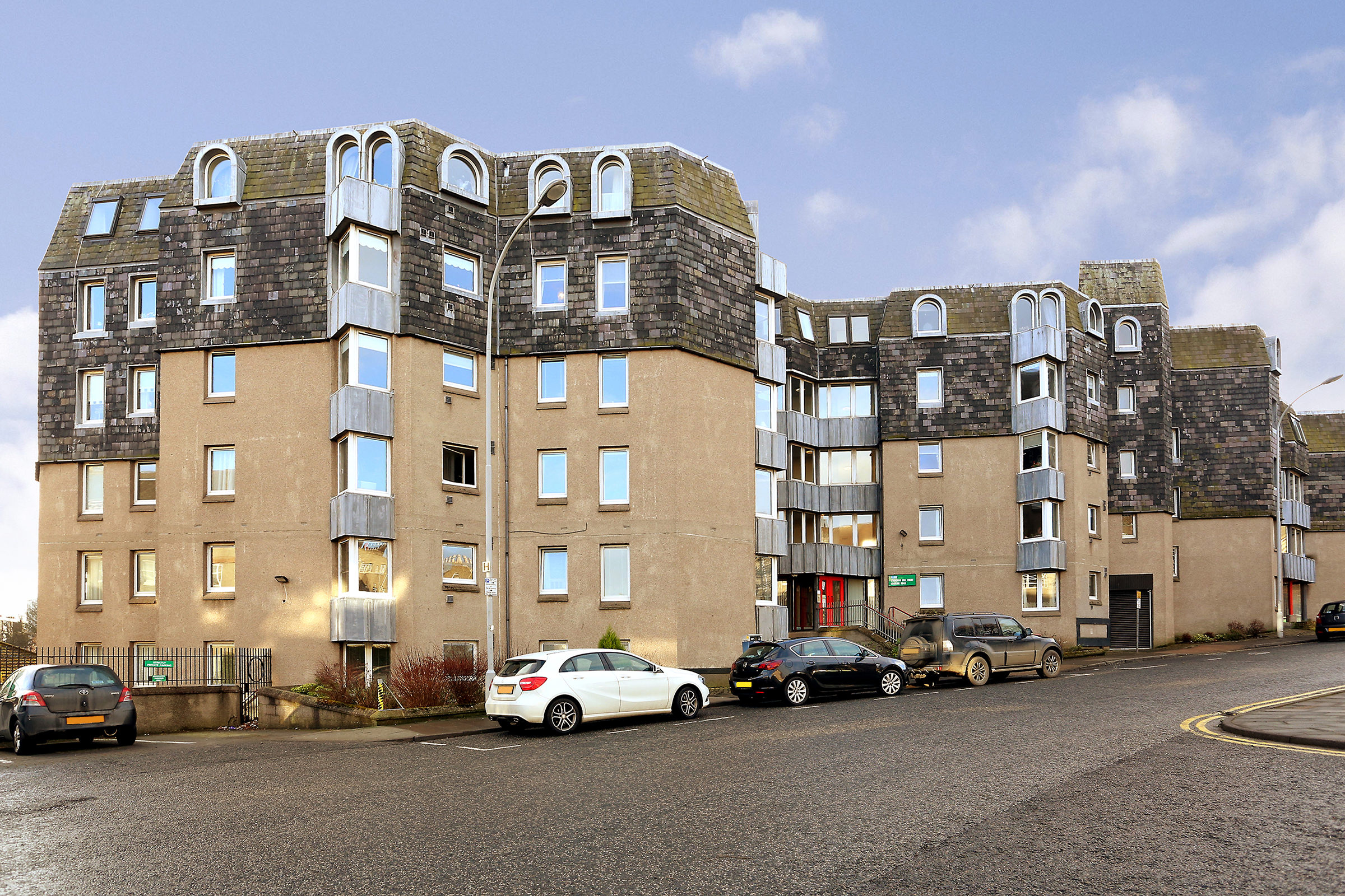 Property details for 23 Strachan Mill Court, Leadside Road, Aberdeen