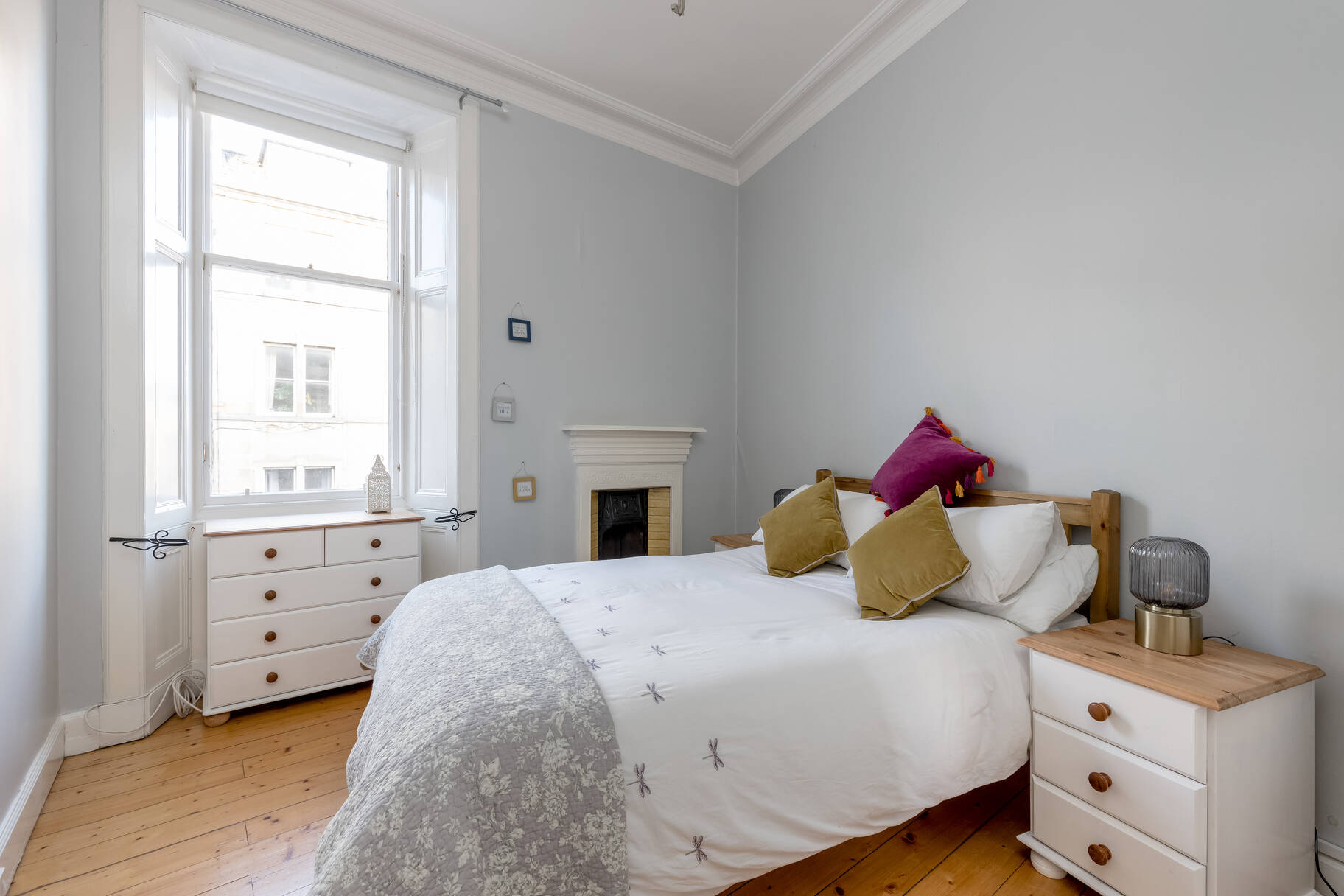 1 2F2 Roseburn Place, Edinburgh, EH12 5NP
