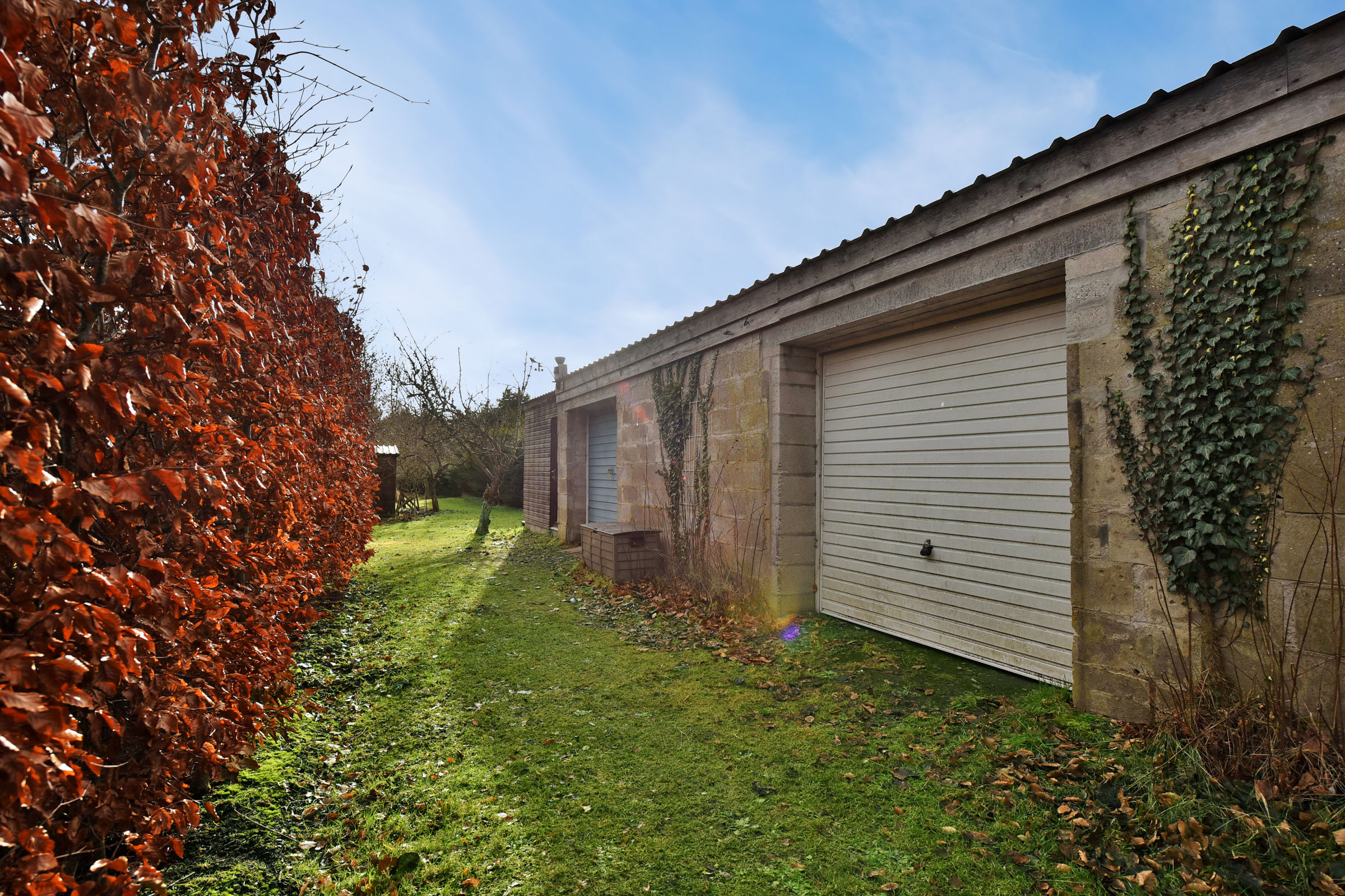 Property details for Greystone, Kintore, Inverurie, AB51 0YX Peterkins