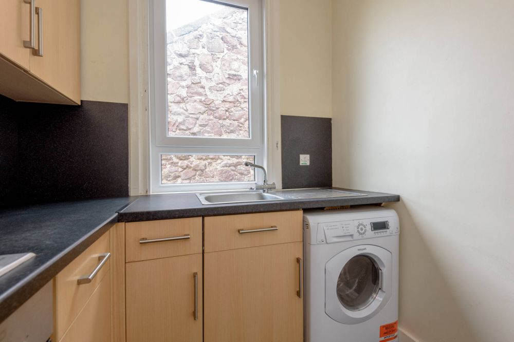 Property details Paris Steele