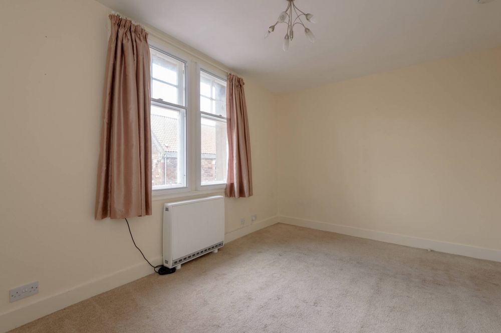 Property details Paris Steele