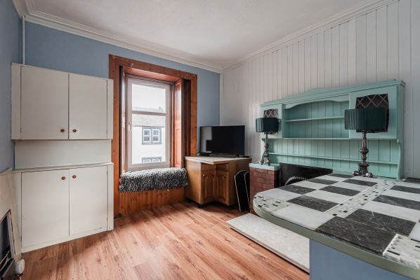 61 Clerk Street, Loanhead, EH20 9RE - Image 2