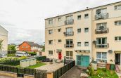 37/8 Clovenstone Drive, Edinburgh