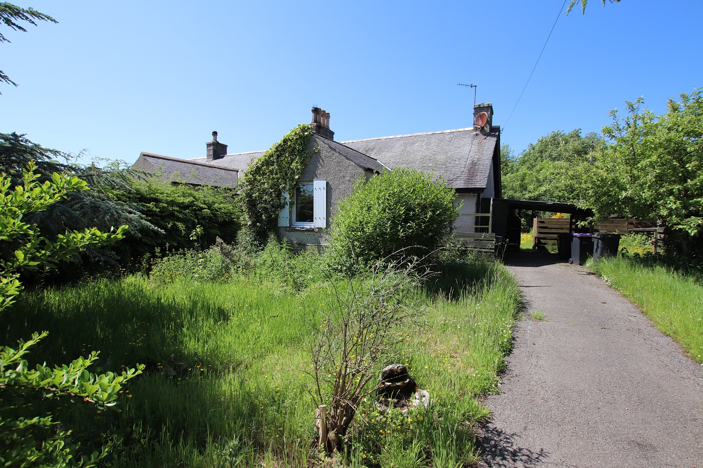 Property details for 4 Broadlands Cottages, Cairnie, Huntly, AB54 4UU