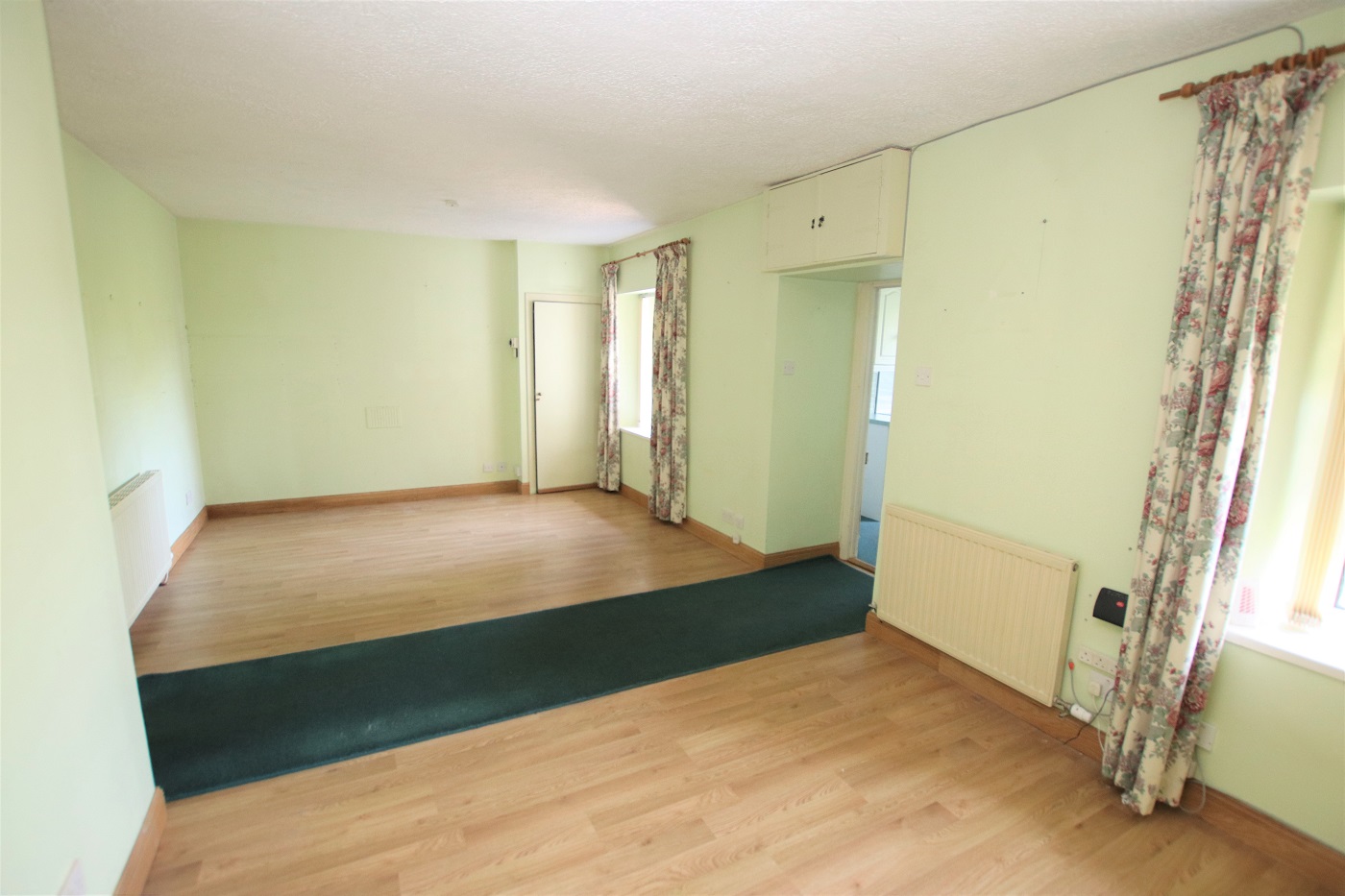 Property details for 4 Broadlands Cottages, Cairnie, Huntly, AB54 4UU