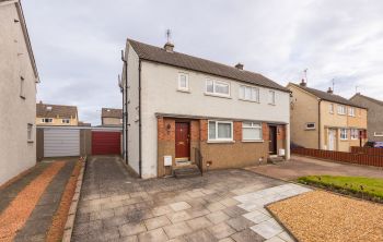 11 Wester Broom Gardens, Edinburgh