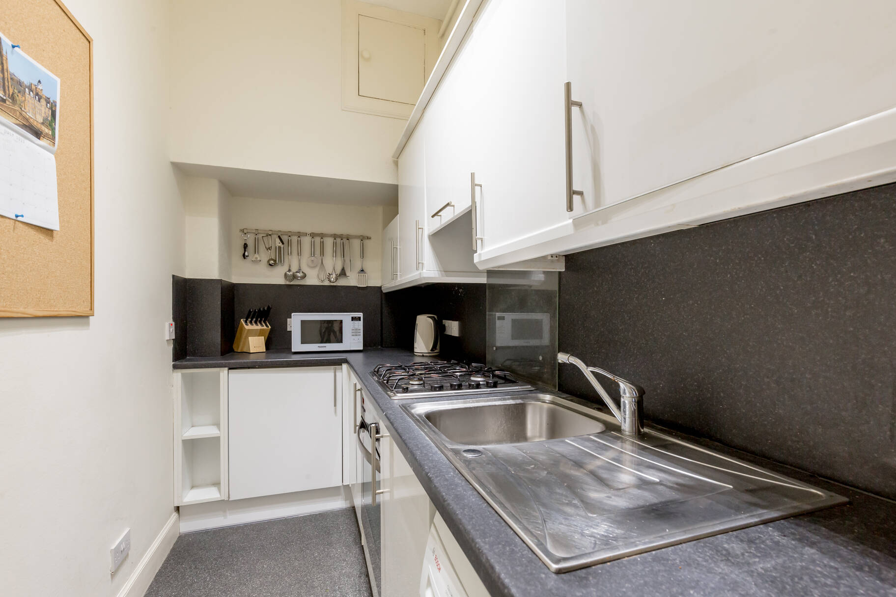 3/2 Connaught Place, Trinity, Edinburgh, EH6 4QT