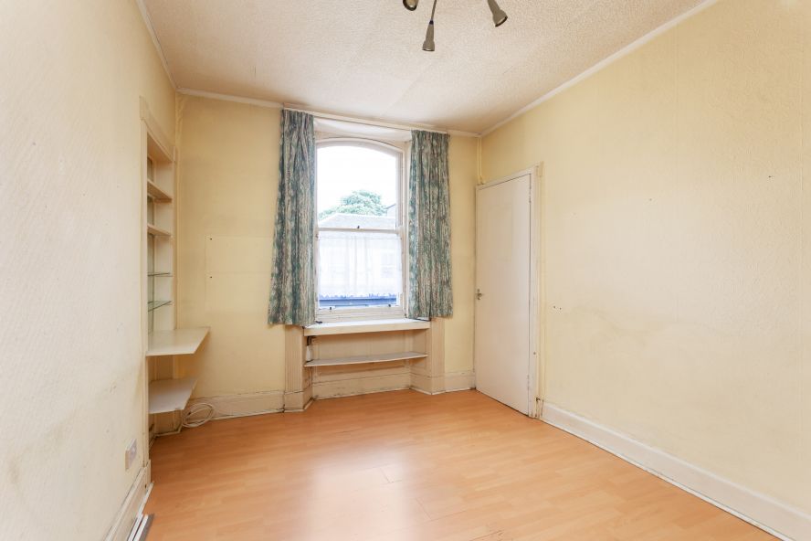 Property Details Annan Solicitors & Estate Agents