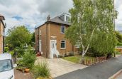 195 Colinton Mains Drive, Edinburgh