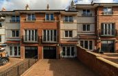 84 Hillpark Grove, Edinburgh