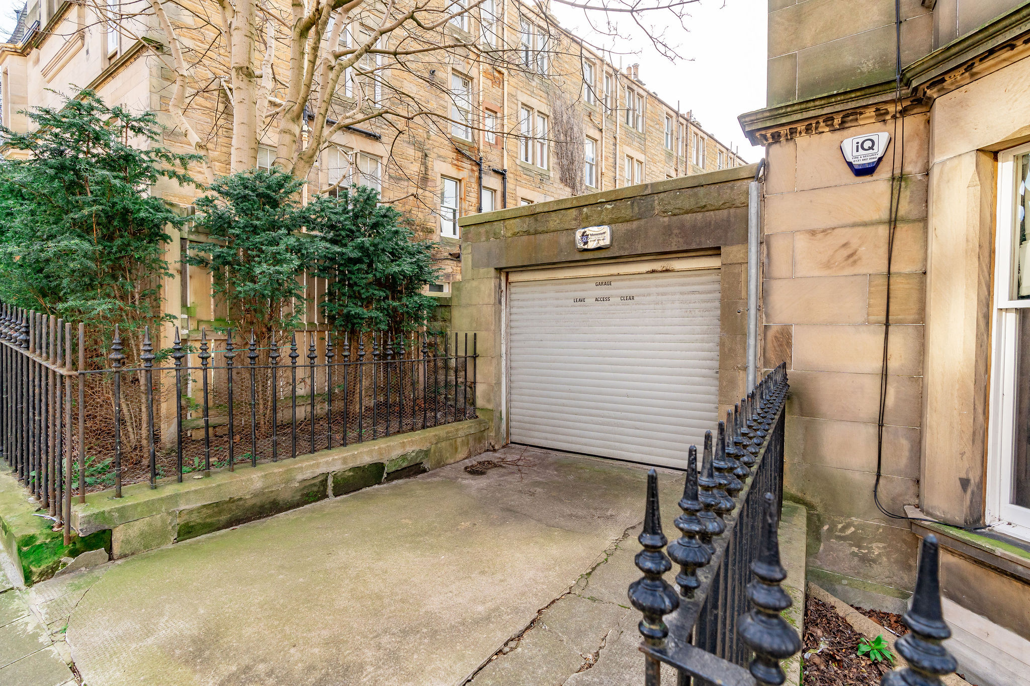 Property For Sale in Edinburgh, Comely Bank, 1A Learmonth Gardens £70,000