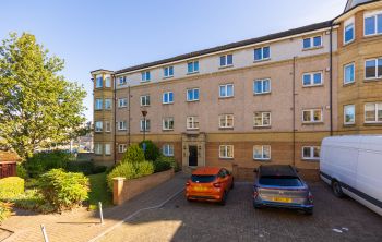16/4 Easter Dalry Road, Edinburgh