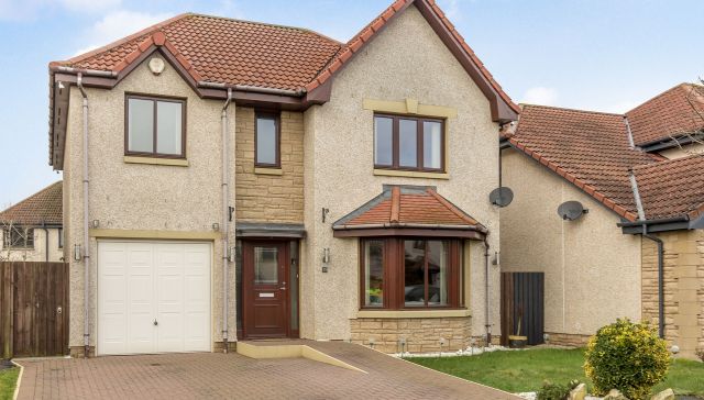 55 Moffat Walk, Tranent