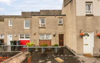 66 Longstone Grove, Edinburgh