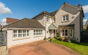 8 Buie Haugh, Kirkliston