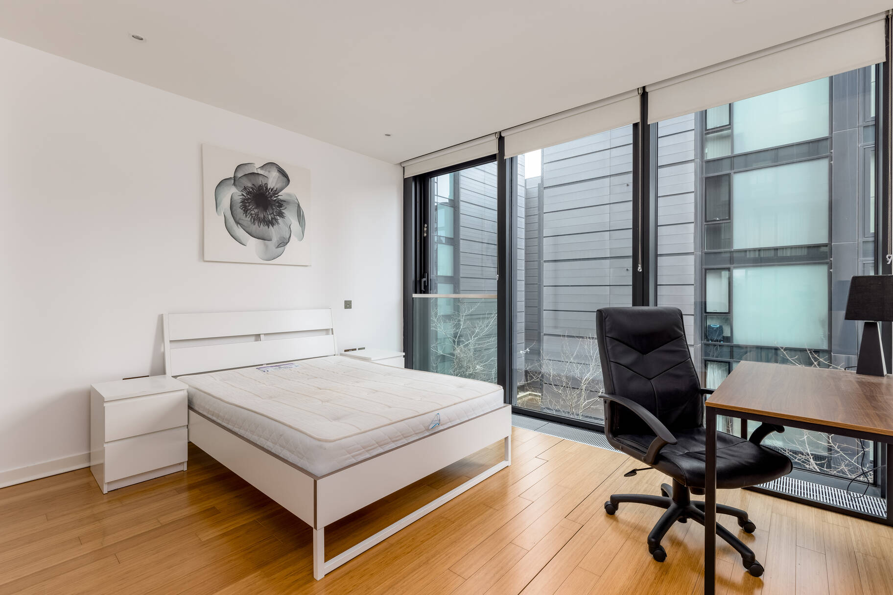 Flat 14, 31 Simpson Loan, Edinburgh, EH3 9GG