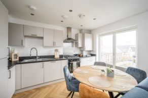 7/11 Muirhouse Crescent, Edinburgh, EH4 4QF - Image 4