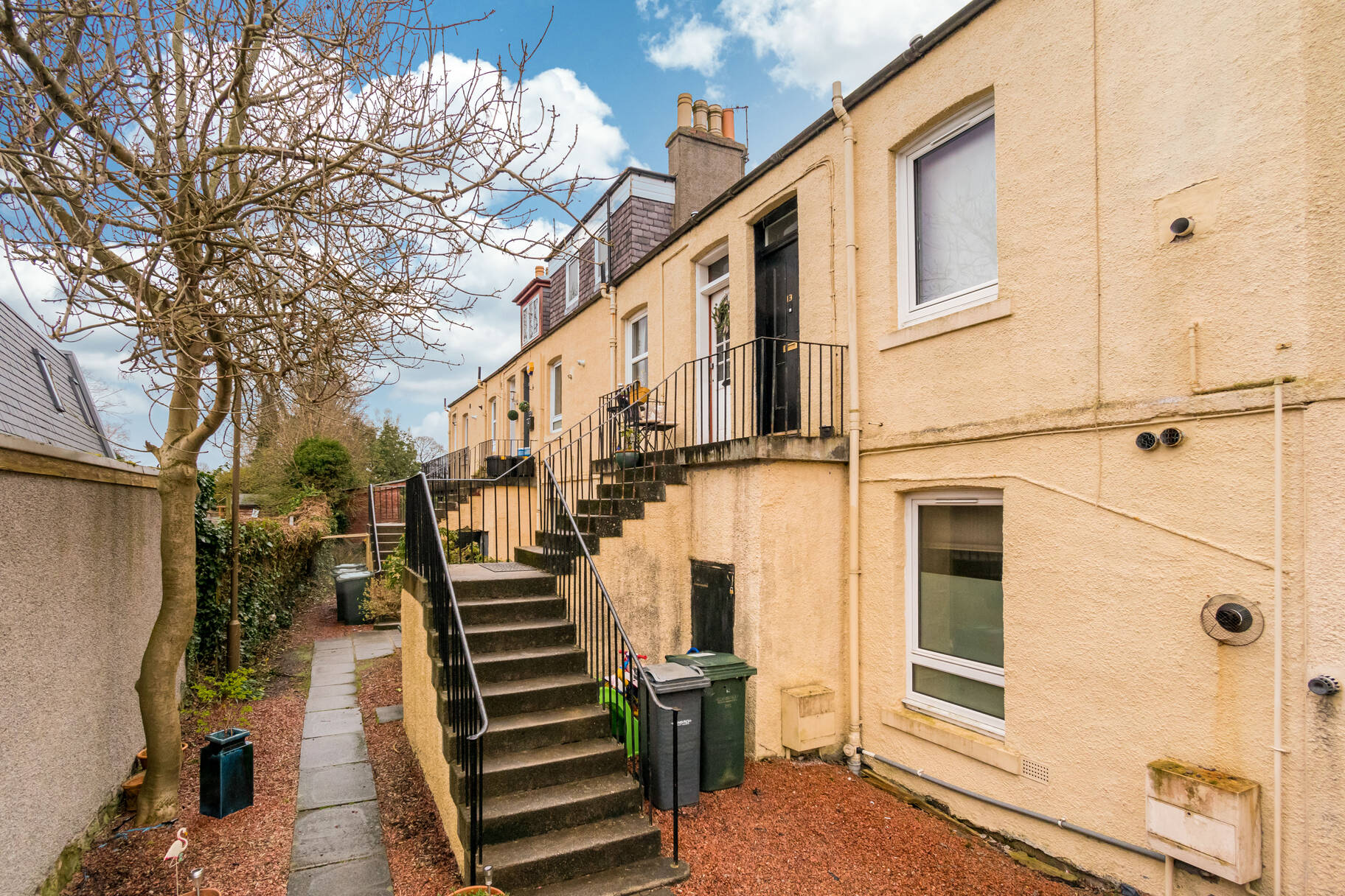 12 Juniper Terrace, Juniper Green, Edinburgh, EH14 5EF Gillespie