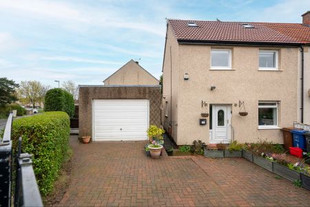 8 Pinewood Road, Mayfield, EH22 5HZ