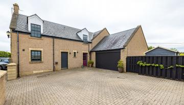 7 Kaimknowe, Kelso