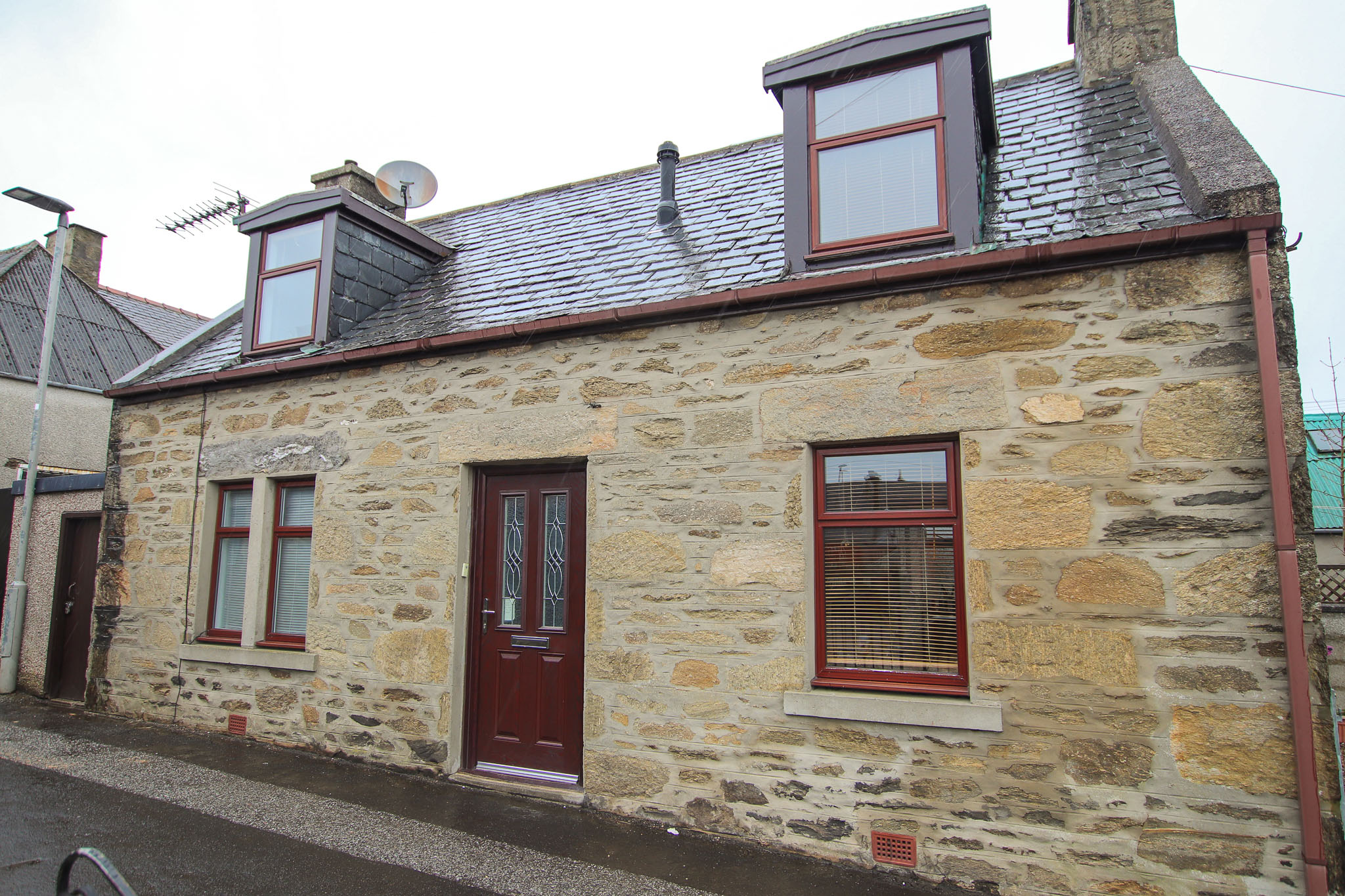 Property details for 43A Mid Street, Keith, AB55 5AN Peterkins