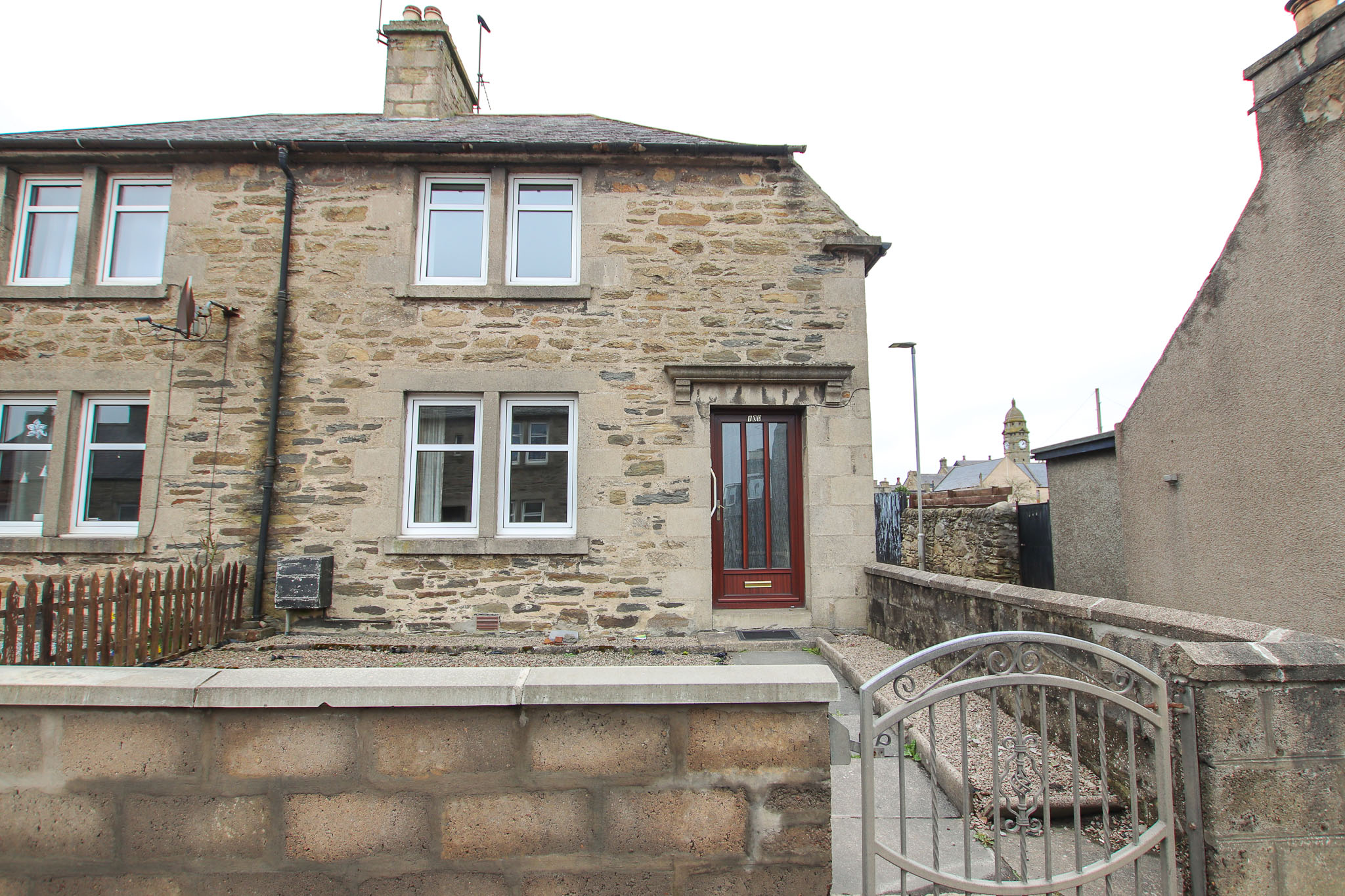 Property details for 100 Moss Street, Keith, AB55 5HE Peterkins