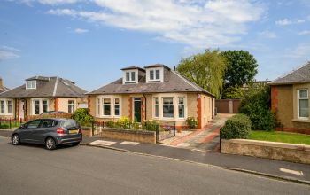 18 Craigs Crescent, Edinburgh