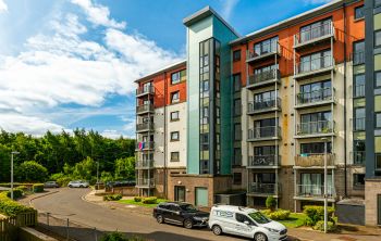 Flat 3, 6 Lochend Park View, Edinburgh